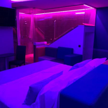 Motel Avenue Валонгу Екстер'єр фото