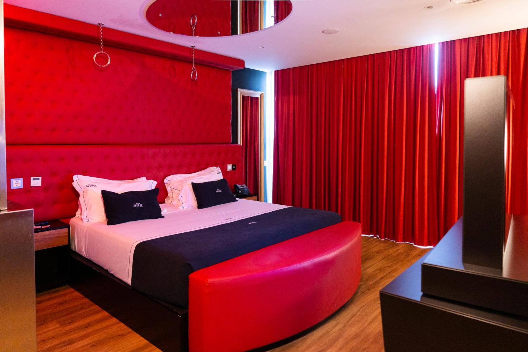 Motel Avenue Валонгу Екстер'єр фото