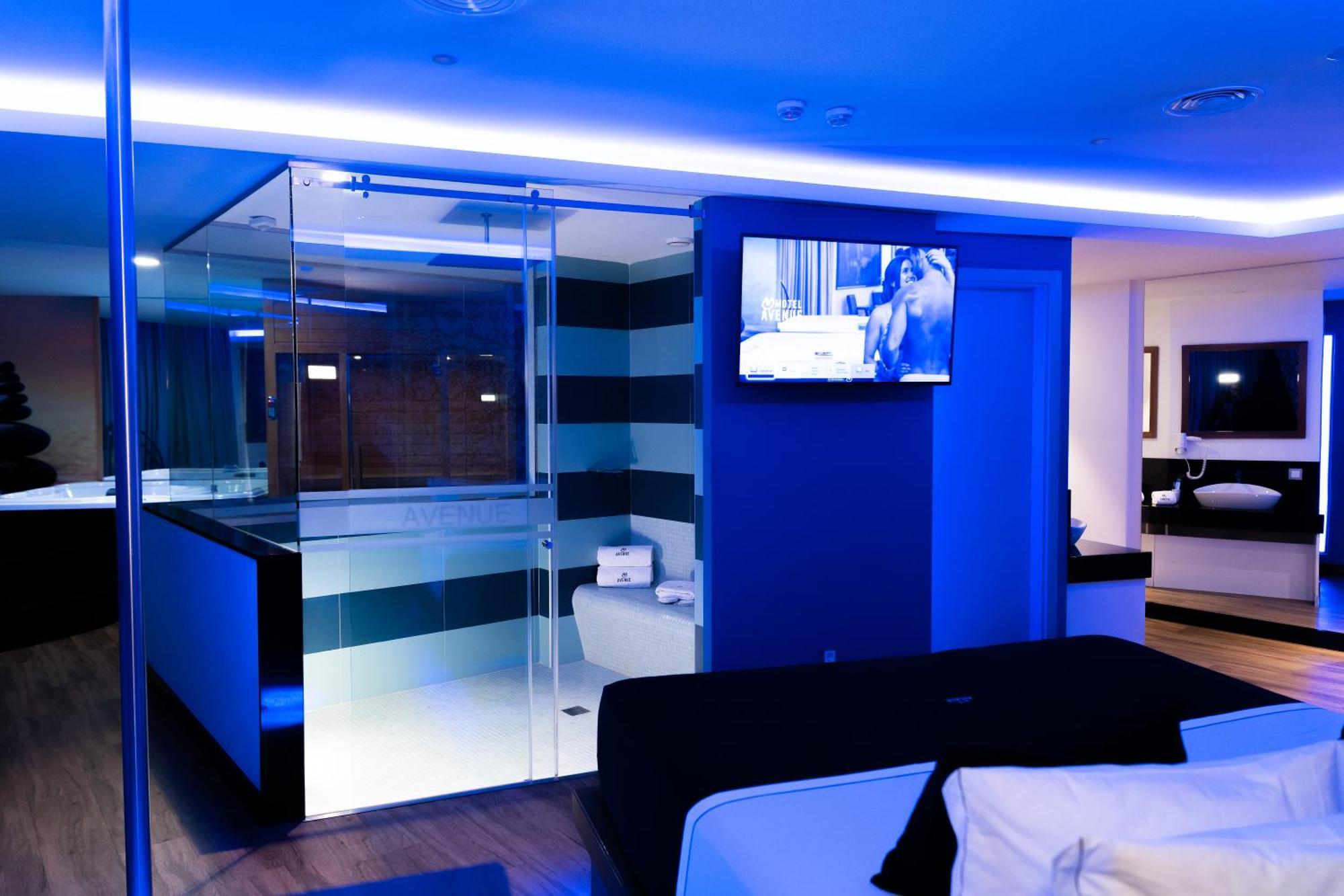 Motel Avenue Валонгу Екстер'єр фото